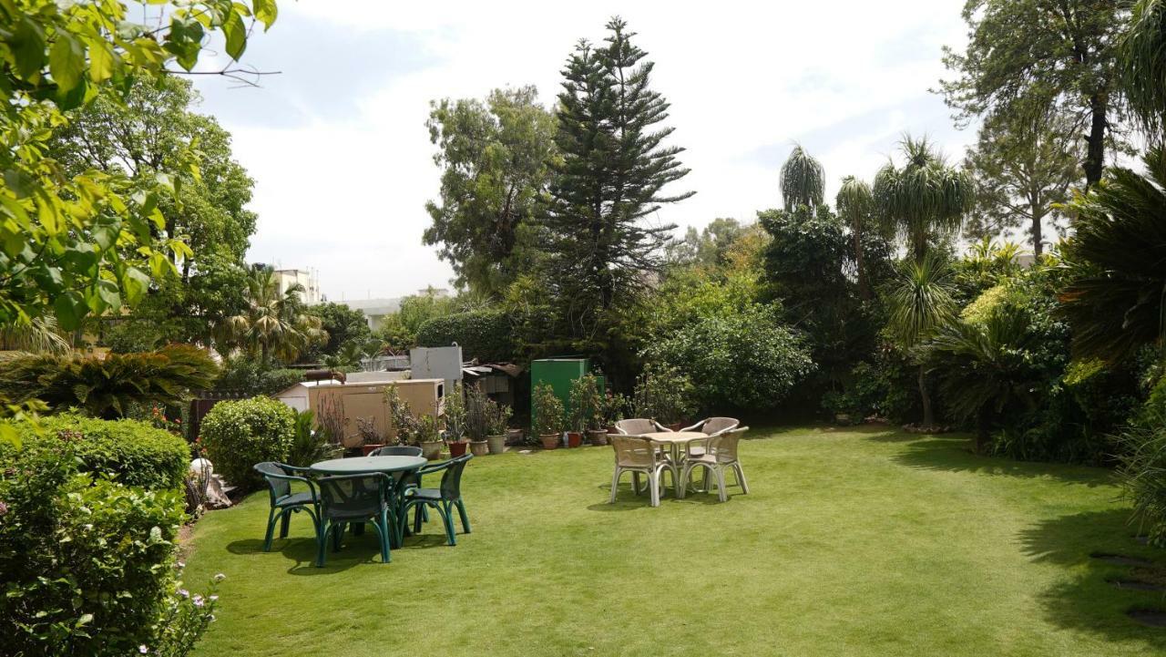 Bed And Breakfast Magnolia Islamabad Luaran gambar